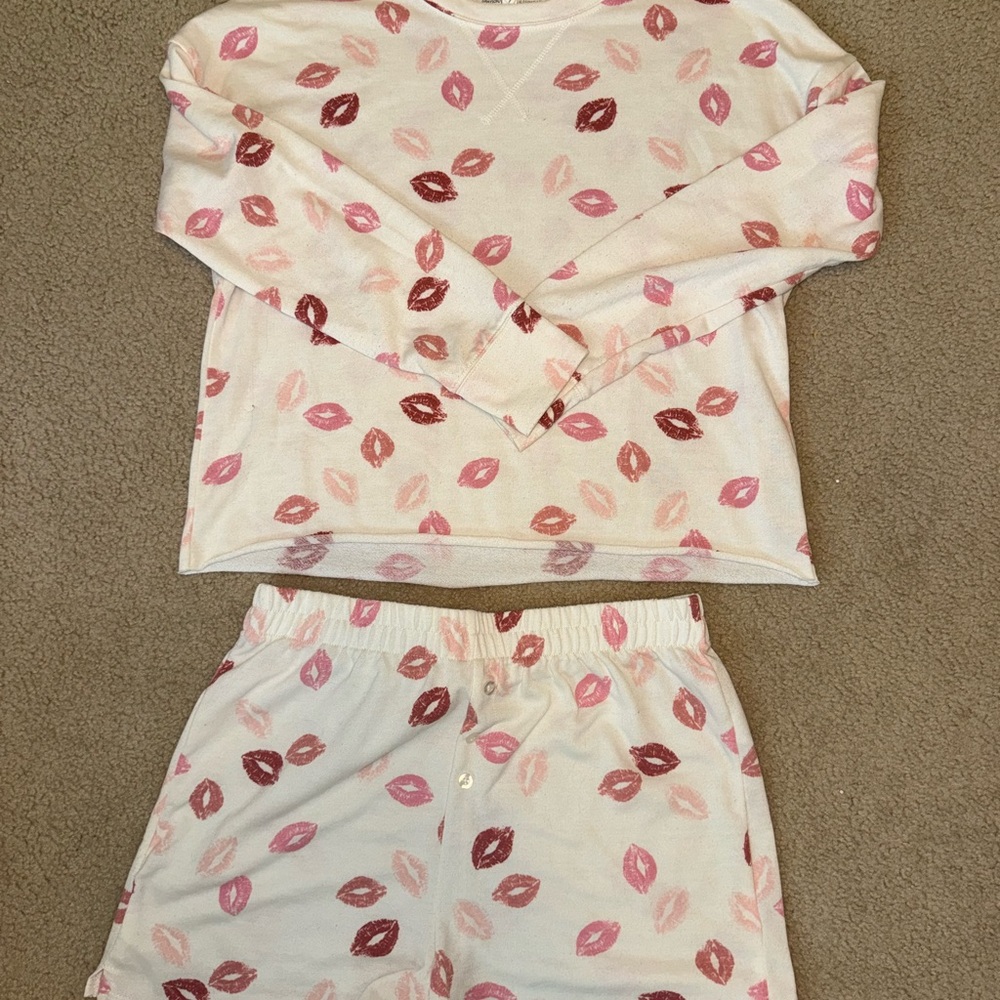 Grayson Threads Kissy Sleepwear